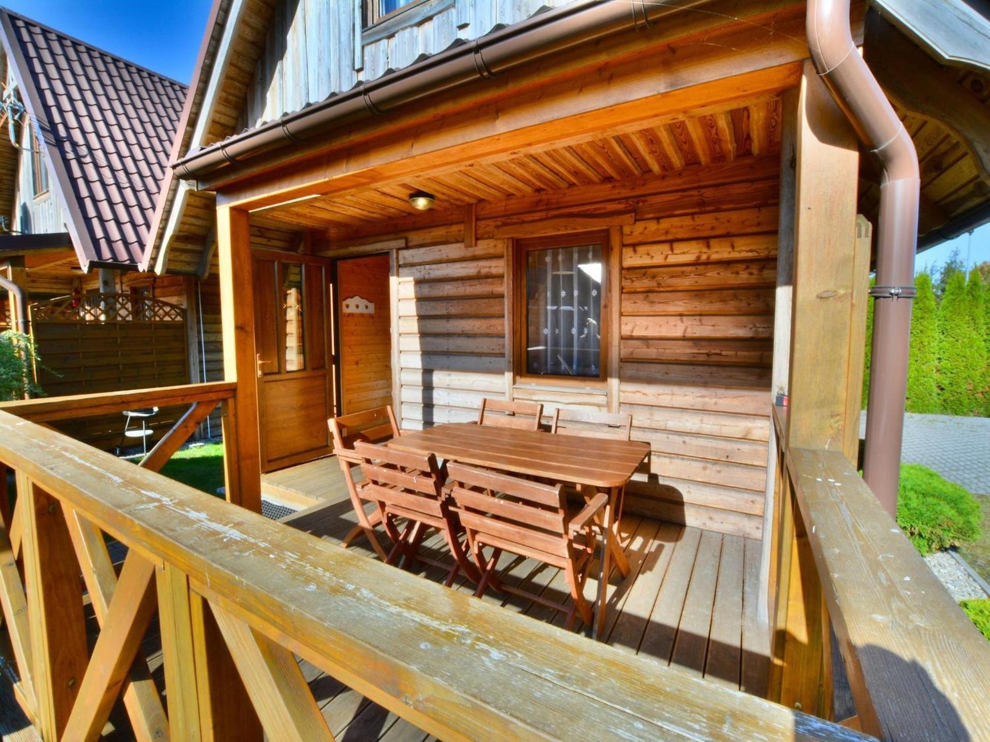 2-Storey Holiday Homes, อุสตรอเนียมอร์สเกีย ภายนอก รูปภาพ