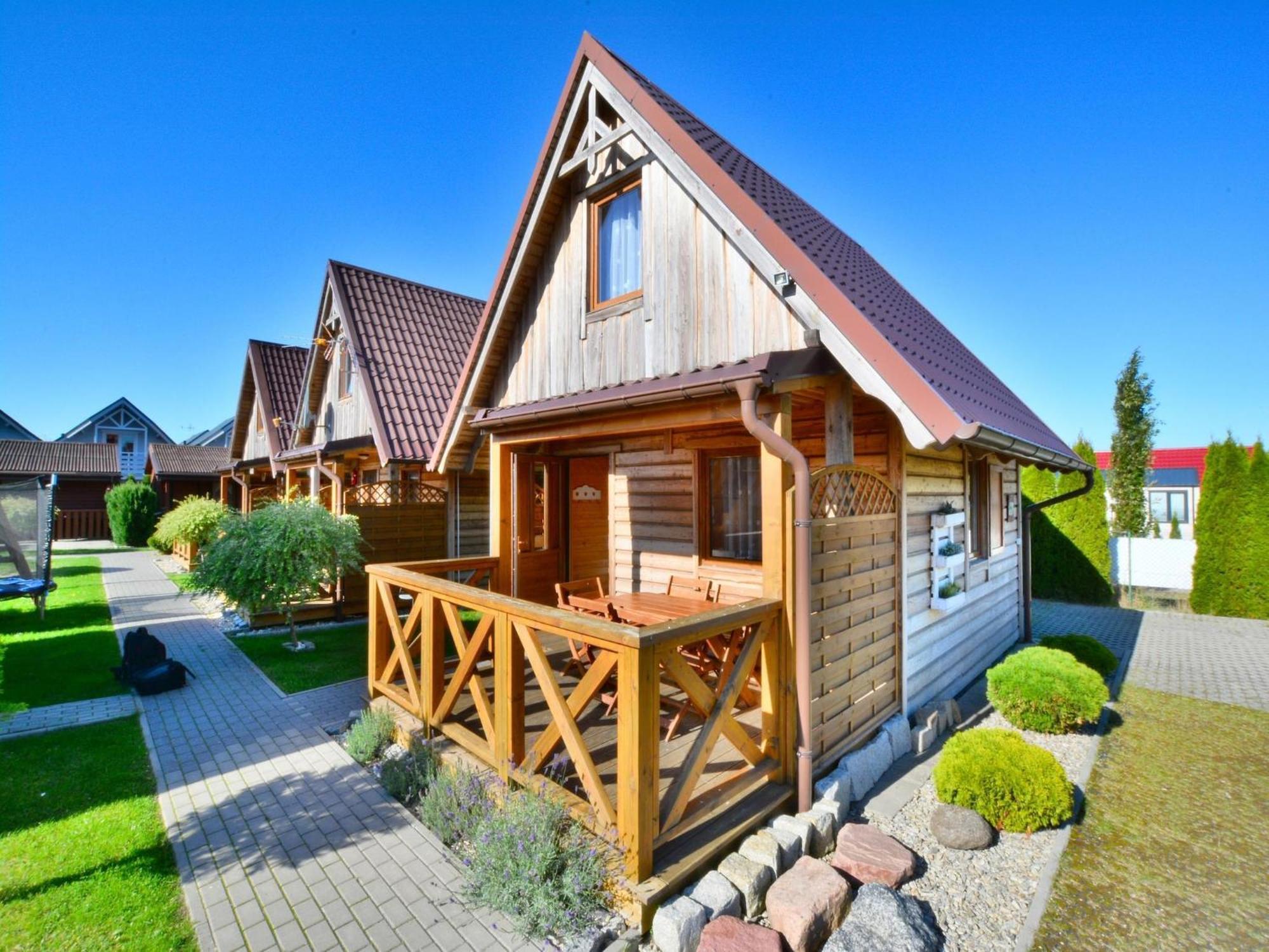 2-Storey Holiday Homes, อุสตรอเนียมอร์สเกีย ภายนอก รูปภาพ